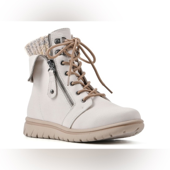 Cliffs By White Mountain Hope Bootie - Picture 1 of 14
